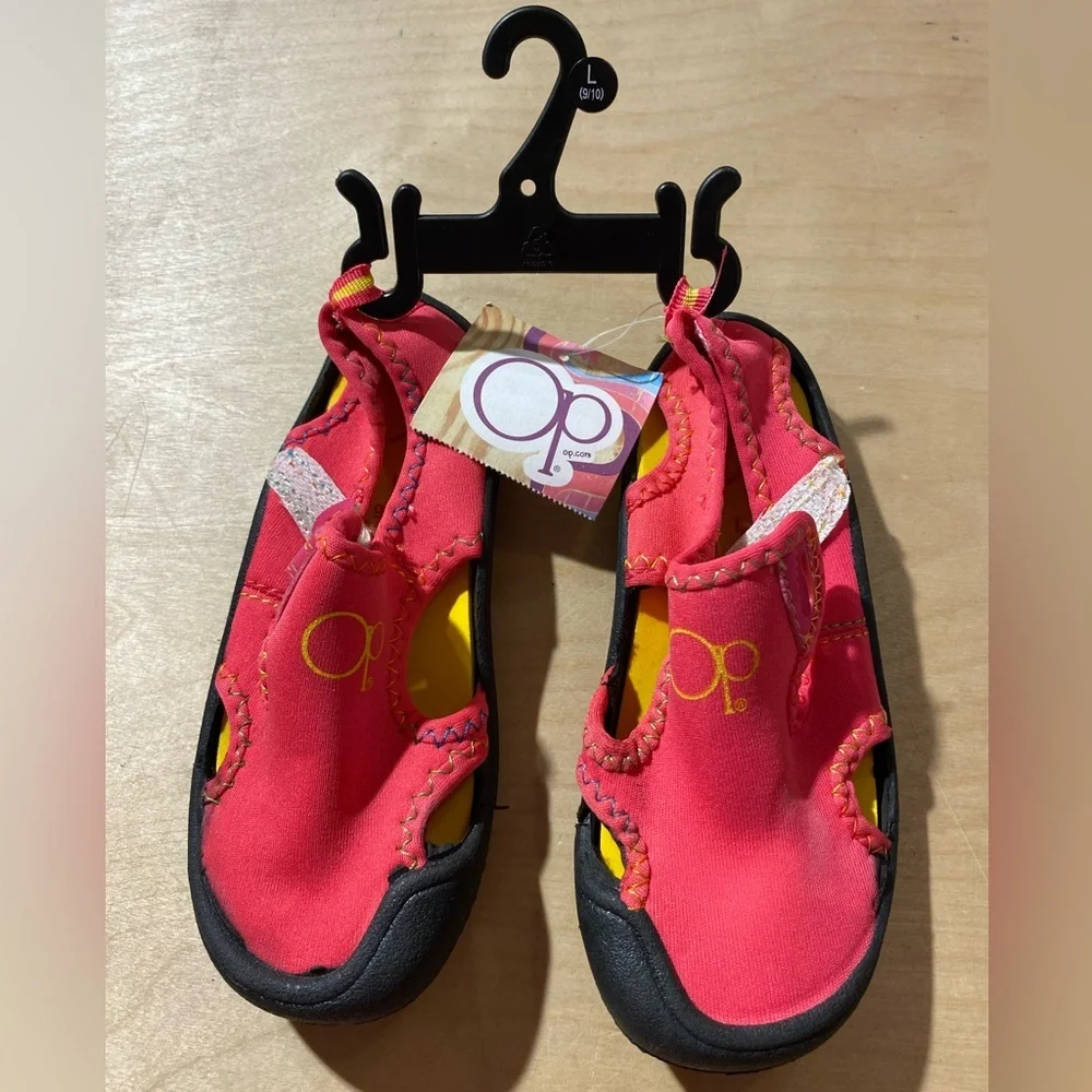 OP Kids Pink and Black Sandals Size Large (9/10) (LM)